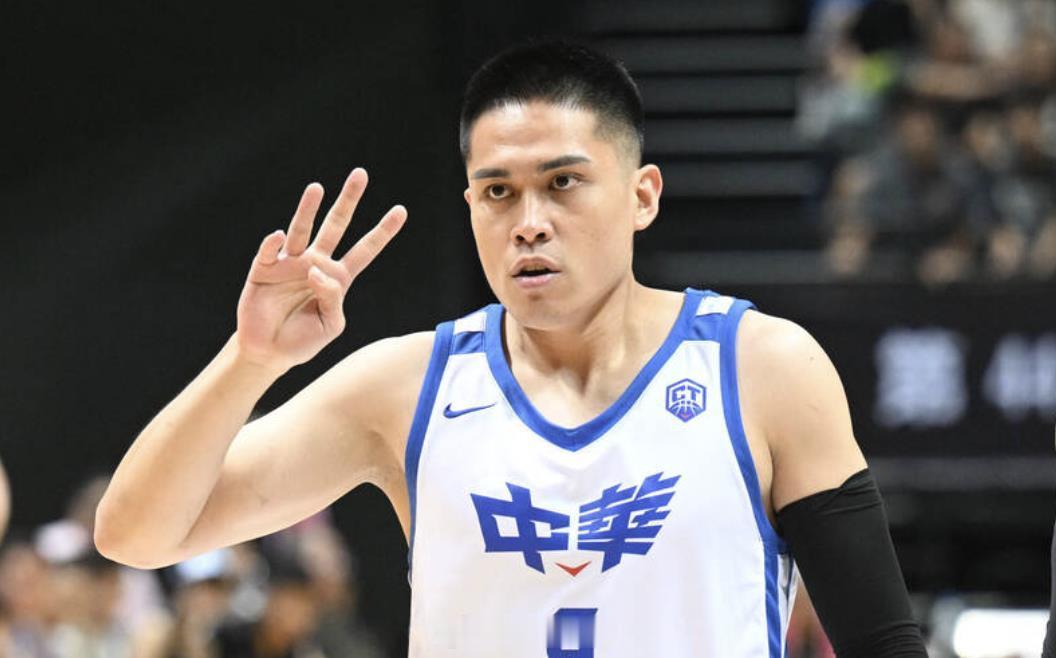 中国男篮 中国台北男篮那边也公布名单了，不过是一份16人的，还有一份24人的。之