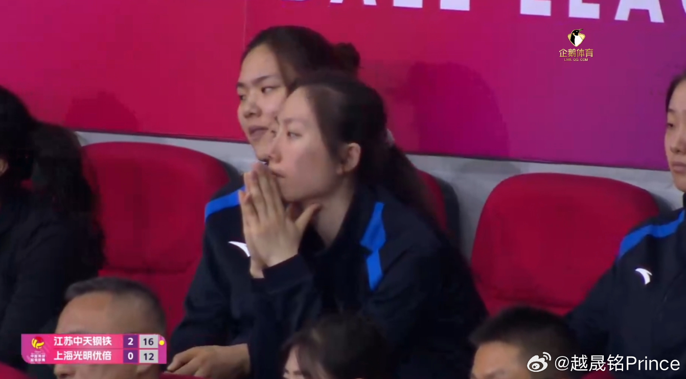 排球 ⚔️ 决赛第二场，给仲慧找个替补吧；今天一传波动较大，替补席上的赵哲熙、黄