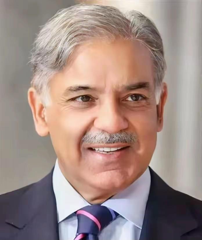 巴基斯坦传来消息！
4月18日，巴基斯坦总理办公室发声明，把柴油价格直接往下砸了