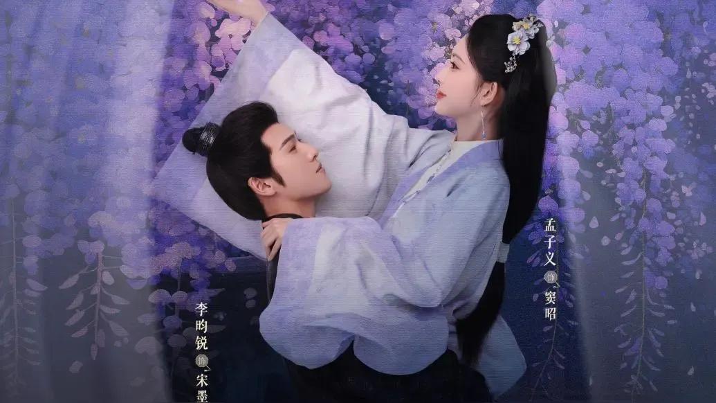 宝格丽晚宴星光熠熠，刘亦菲安妮·海瑟薇同台争艳

，宝格丽时尚晚宴成为娱乐圈焦点
