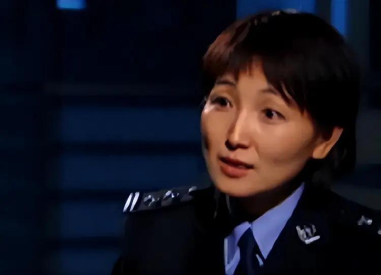 2006年央视专题《无懈可击聂海芬》的采访画面犹在眼前，媒体一味渲染“破案天才”