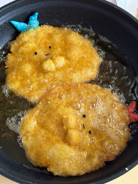 🫕炸角落生物鸡肉面排