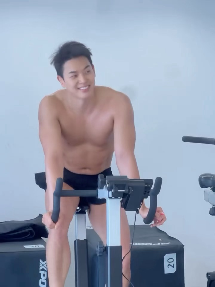 这种呆呆阳光的最合适了 