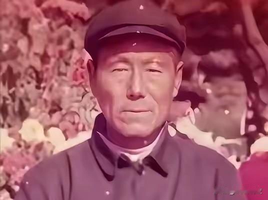 他是抗美援朝战场上最不听话的兵，但他的名字却让敌人闻风丧胆！他是让首长又爱又恼的