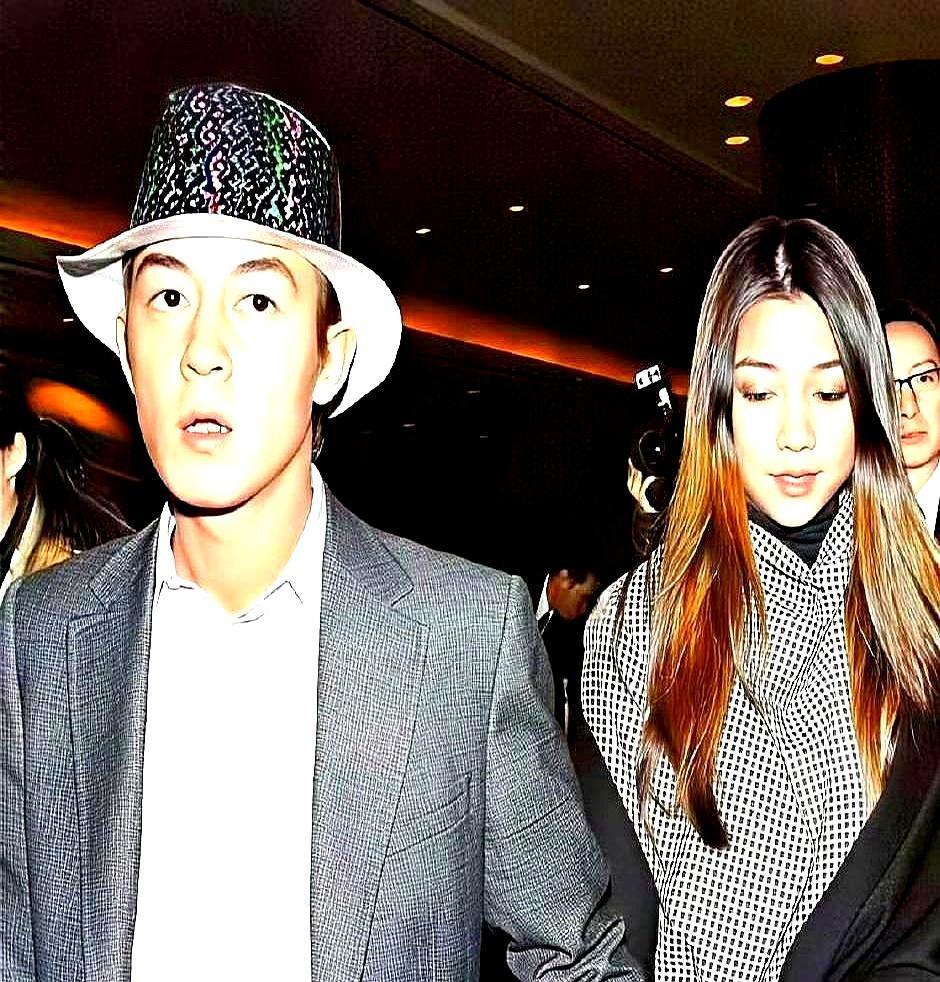 前夫刚发文控诉出轨，她反手就把签好字的离婚协议甩了出来。
 
协议甩出来还不算完