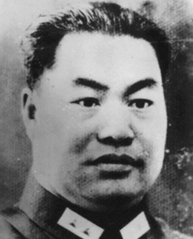 1944年，几个刺刀同时刺进了79军军长王甲本的腹部，这位打了半辈子仗的将军，就