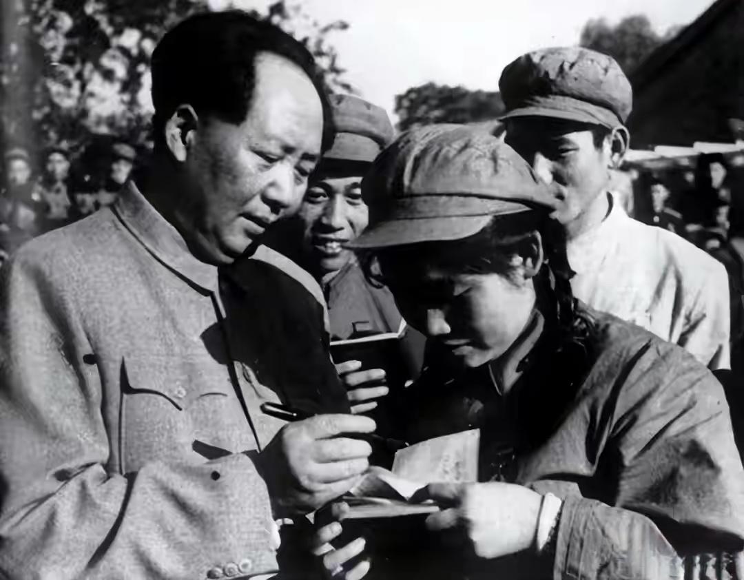 ＃红色文化＃
伟人风采欣赏：