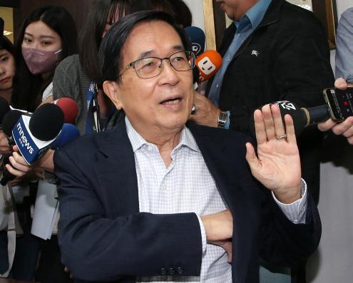 台湾地区“前领导人”陈水扁发表声明。6月29日，陈水扁点名喊话赖清德：你这第一任