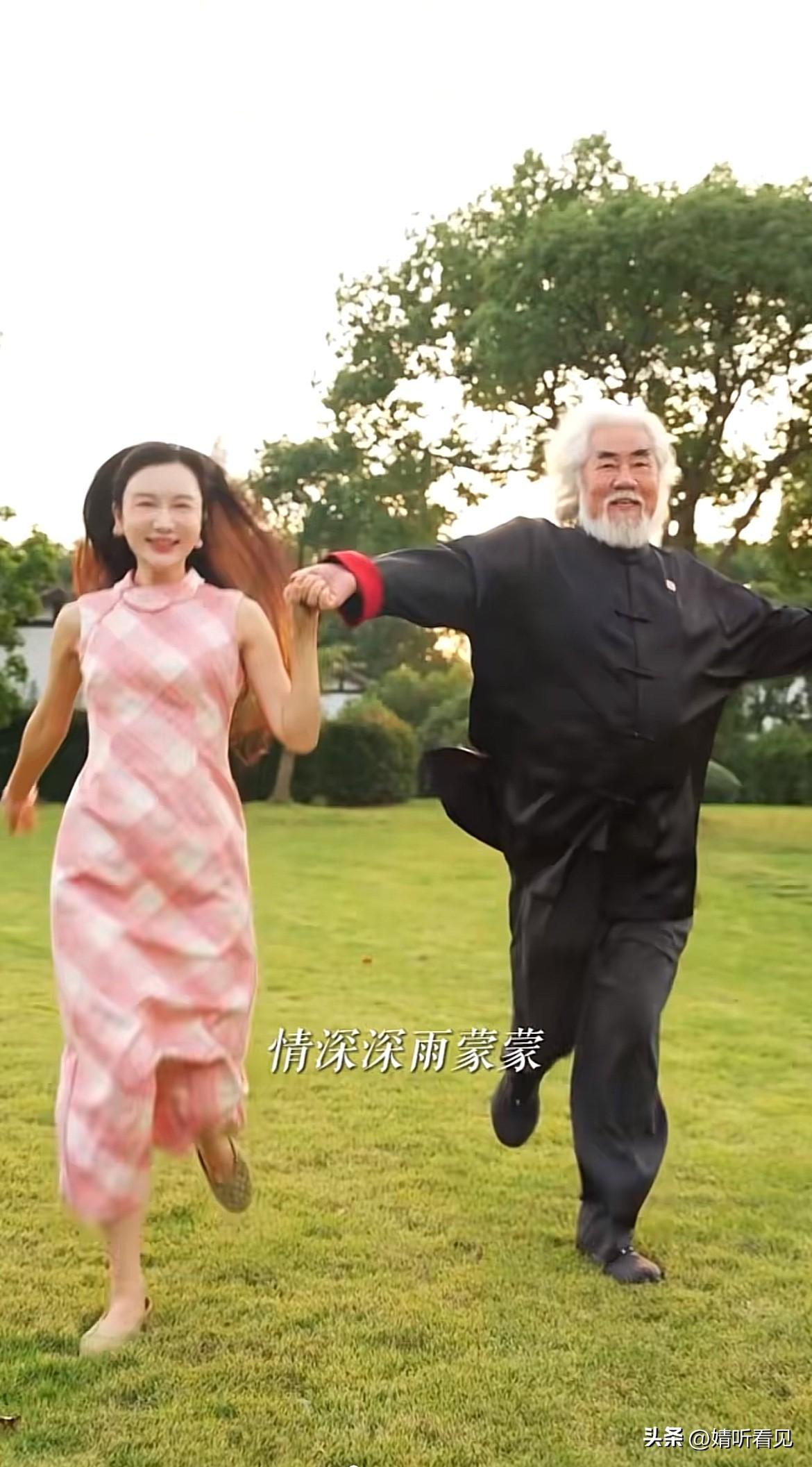 说句实在的：
杜星霖可真能折腾啊！还拉着张纪中一块儿跑着拍《情深深雨蒙蒙》的经典