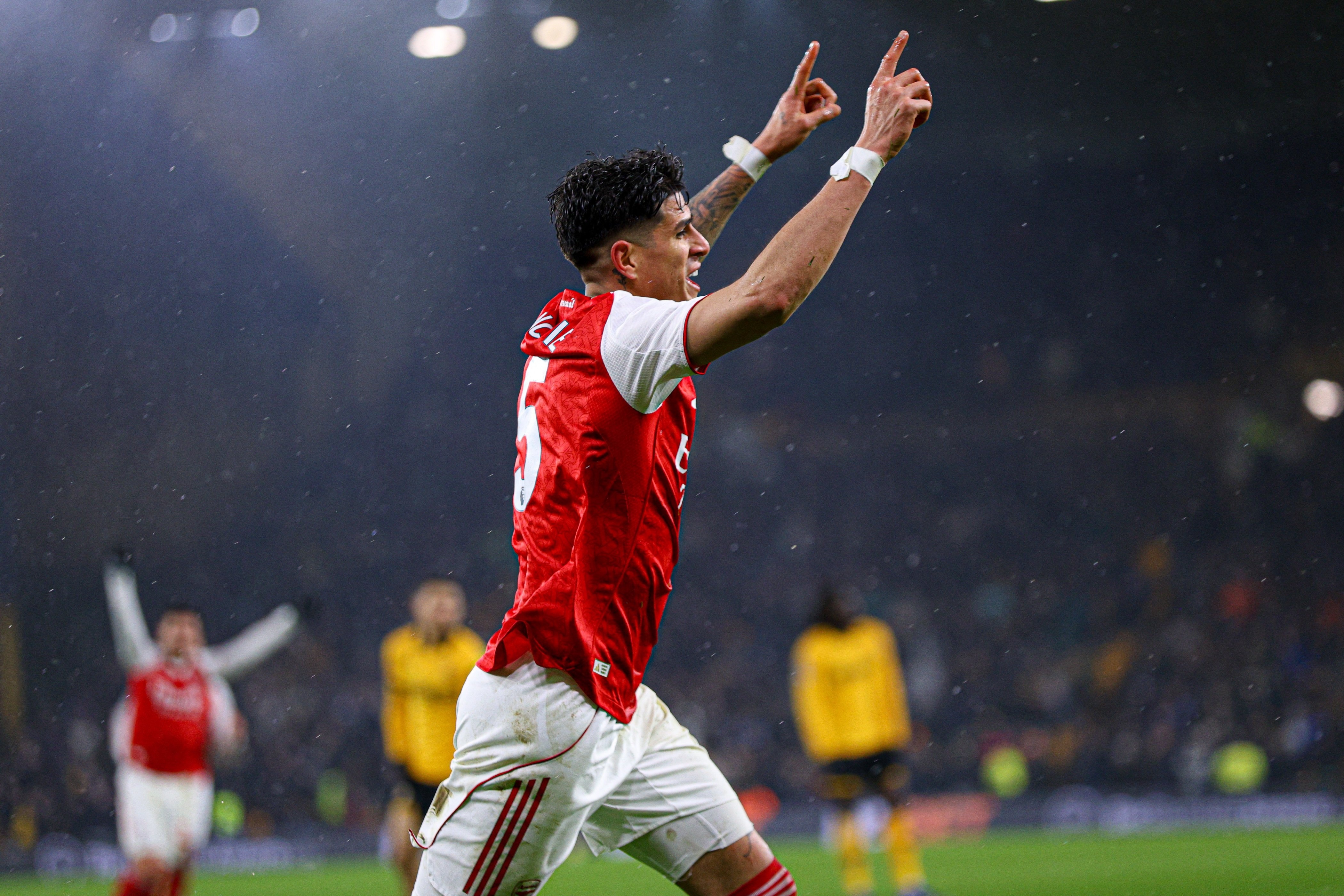 #因卡皮耶当选阿森纳2月队内最佳# 阿森纳官方消息，因卡皮耶当选2月队内最佳球员