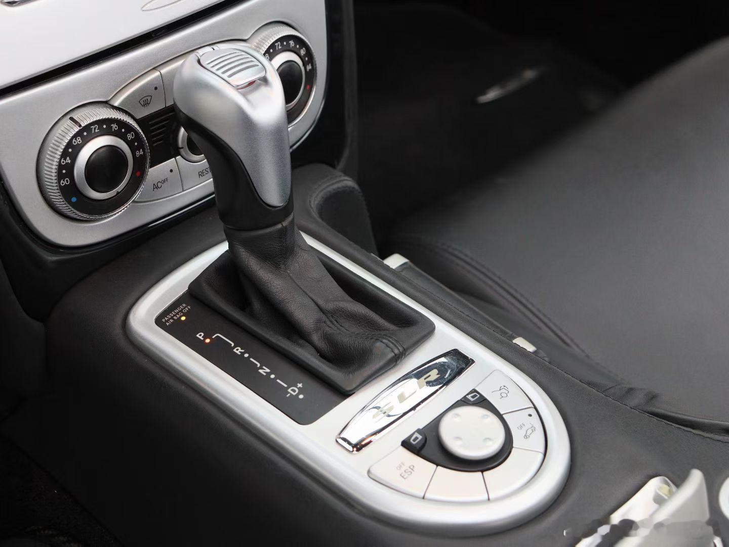 09年奔驰SLR级 5.5L 自动敞篷 1.58万公里 