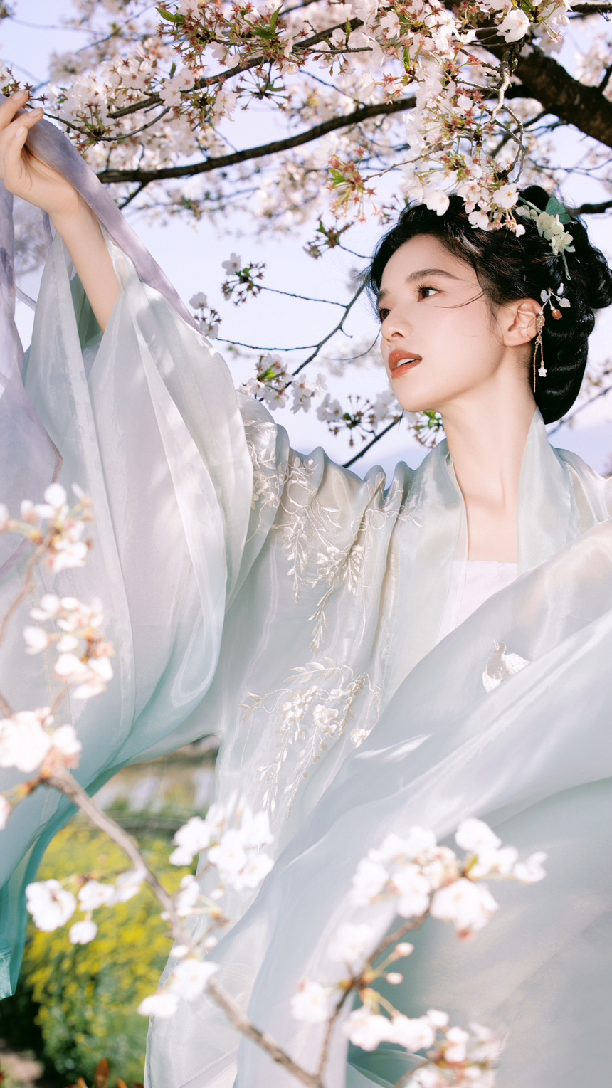 张婧仪 有花香🌸 ​​​