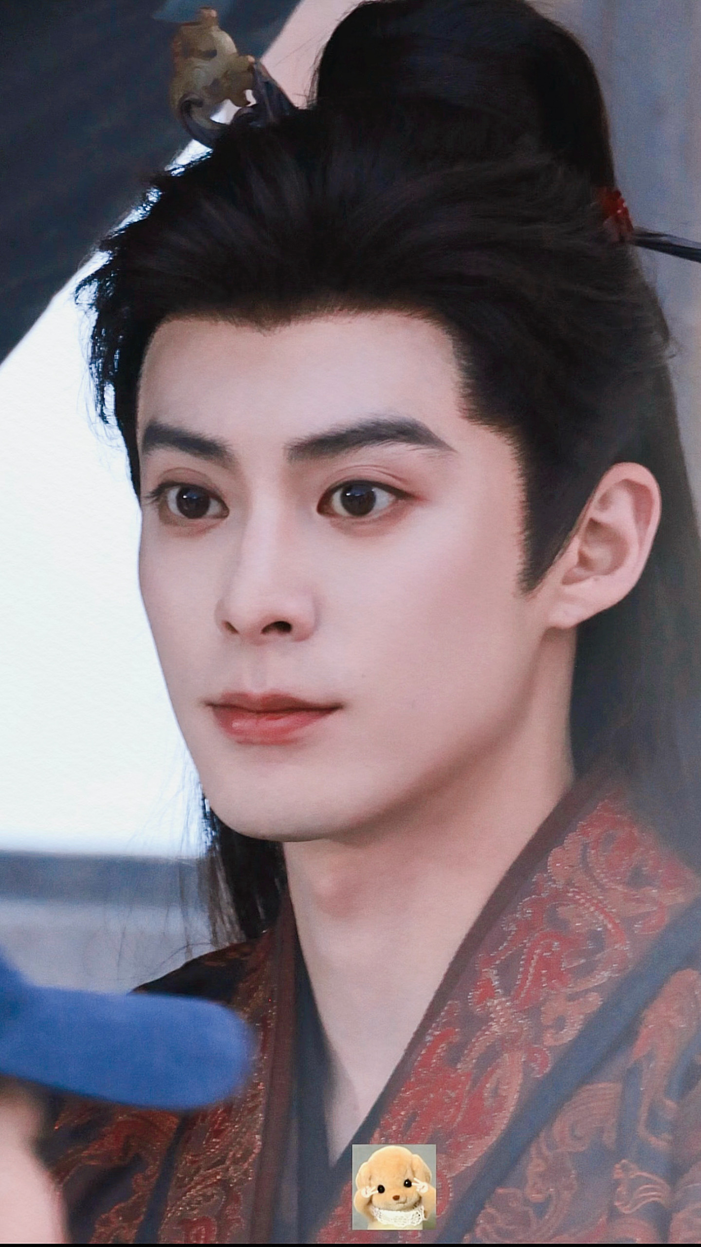 美貌是天生的意思就是熬完大夜后的状态be like： 