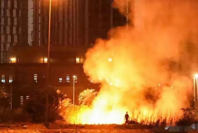 美国已经意识到不对劲！
据《华盛顿邮报》审阅的一份周二发出的电报显示，美国国务院