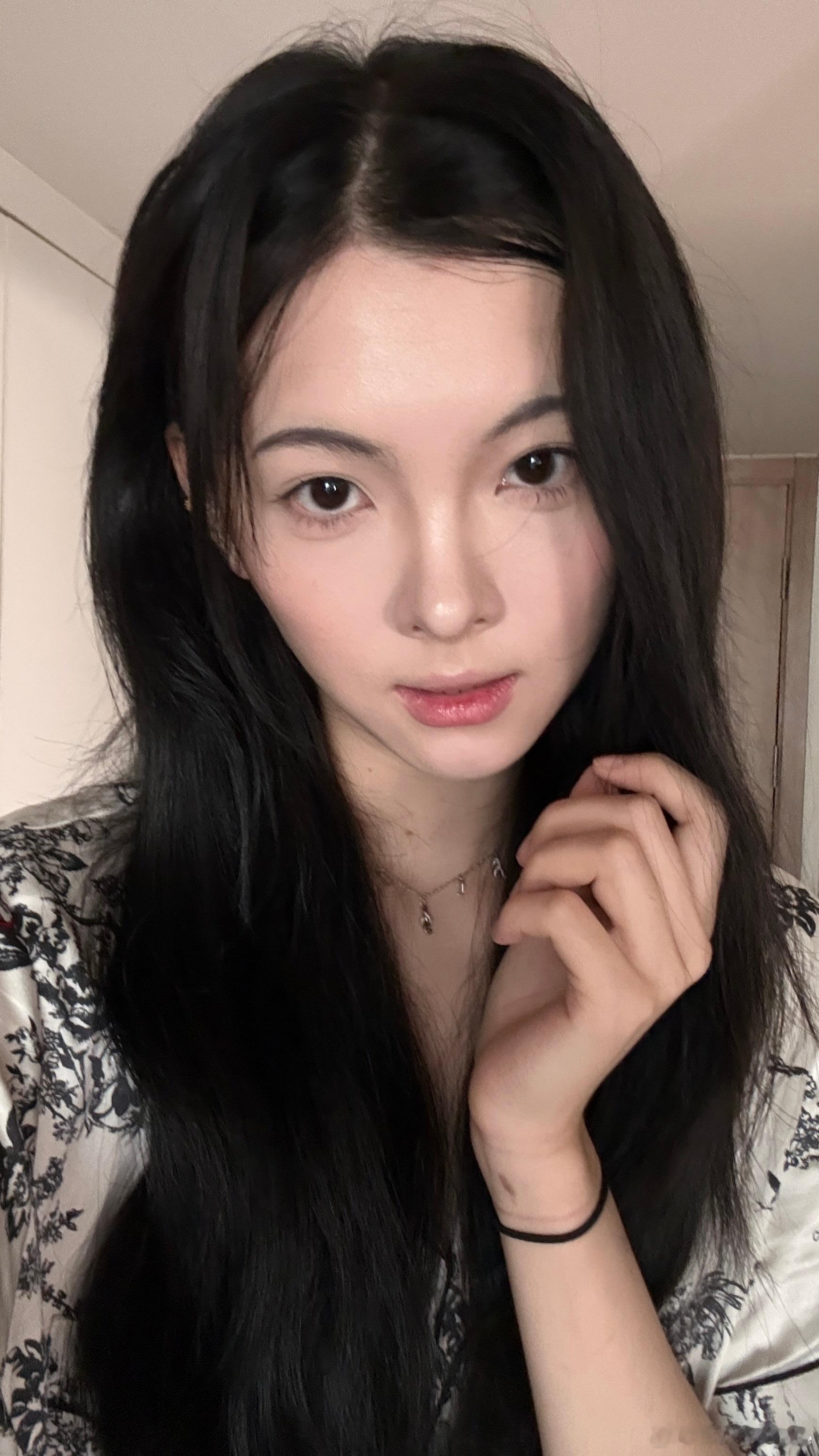 碎发整理膏真的非常之必要！！ 