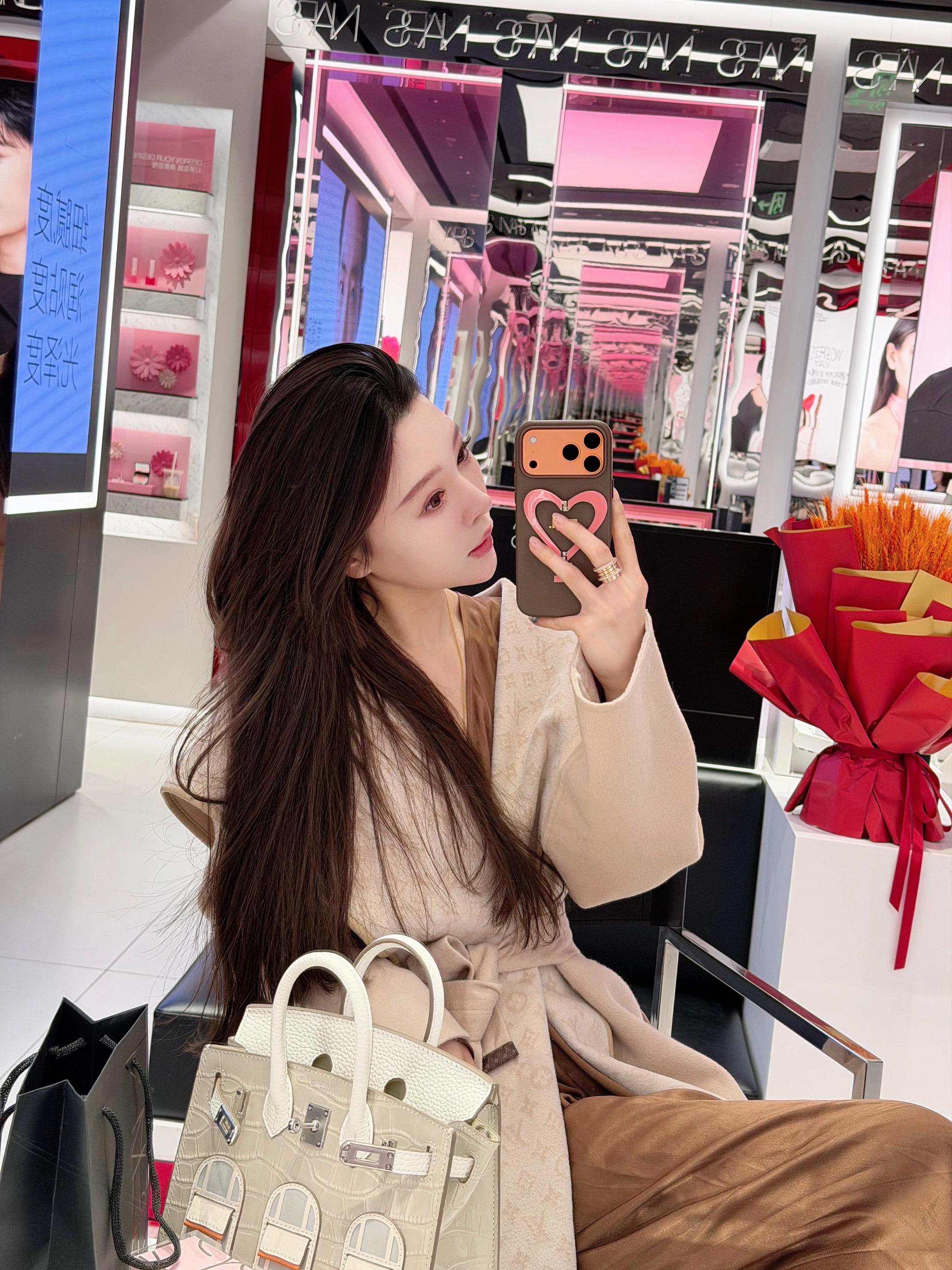 一次比一次平静 平静点也好。平静到很多东西都不再想要