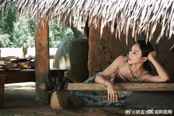 爱上张钧甯比呼吸还简单一秒爱上夏日气息的张钧甯 真的是一秒钟爱上了夏日气息的姐姐