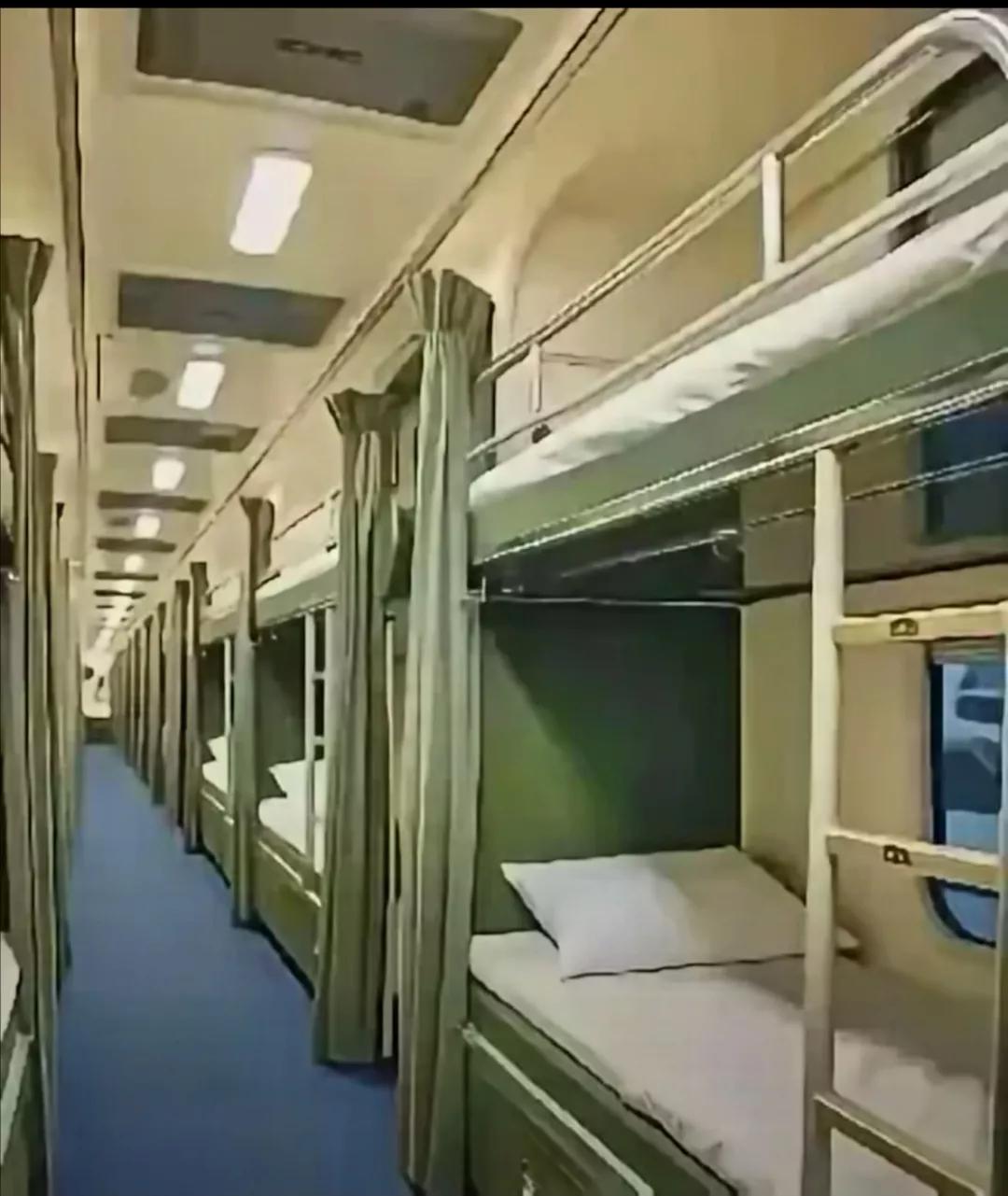 真佩服这代00后的小朋友。刚独立走出社会。这个世界很漂亮，都想出去先看看。开车太