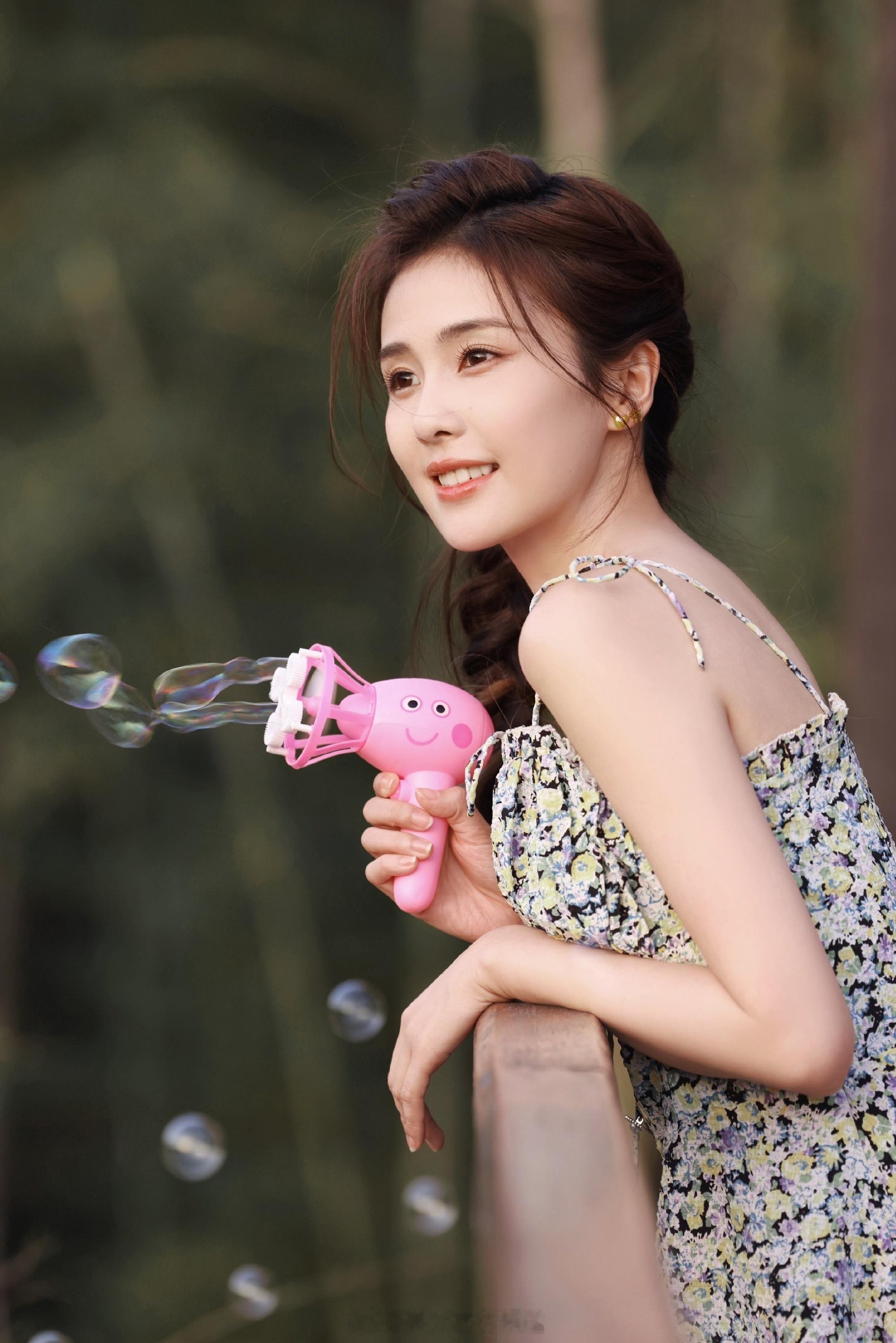 白鹿甜美风小清新写真 ​​​