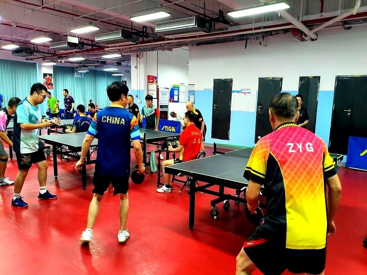 你是不是也觉得，直板横打这技术，使出吃奶的劲儿，球还是软绵绵的，要么就直接下网？