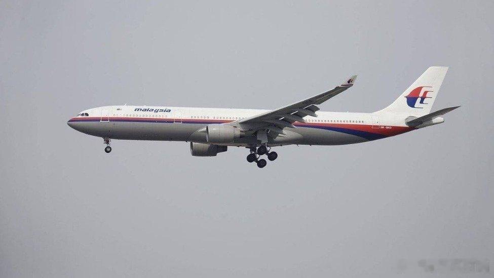 凤凰新闻【马航MH370部分失联乘客家属索赔案宣判】2025年12月5日，北京市