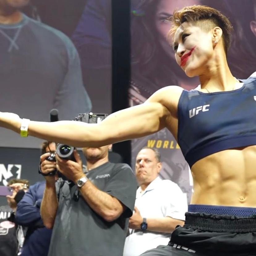兄弟们，UFC316开始了，看王聪以及重磅头条。私信我，我发你免费直播平台。我正