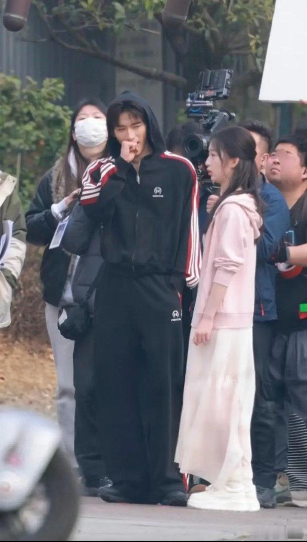 来猜人，有点认不出来了 