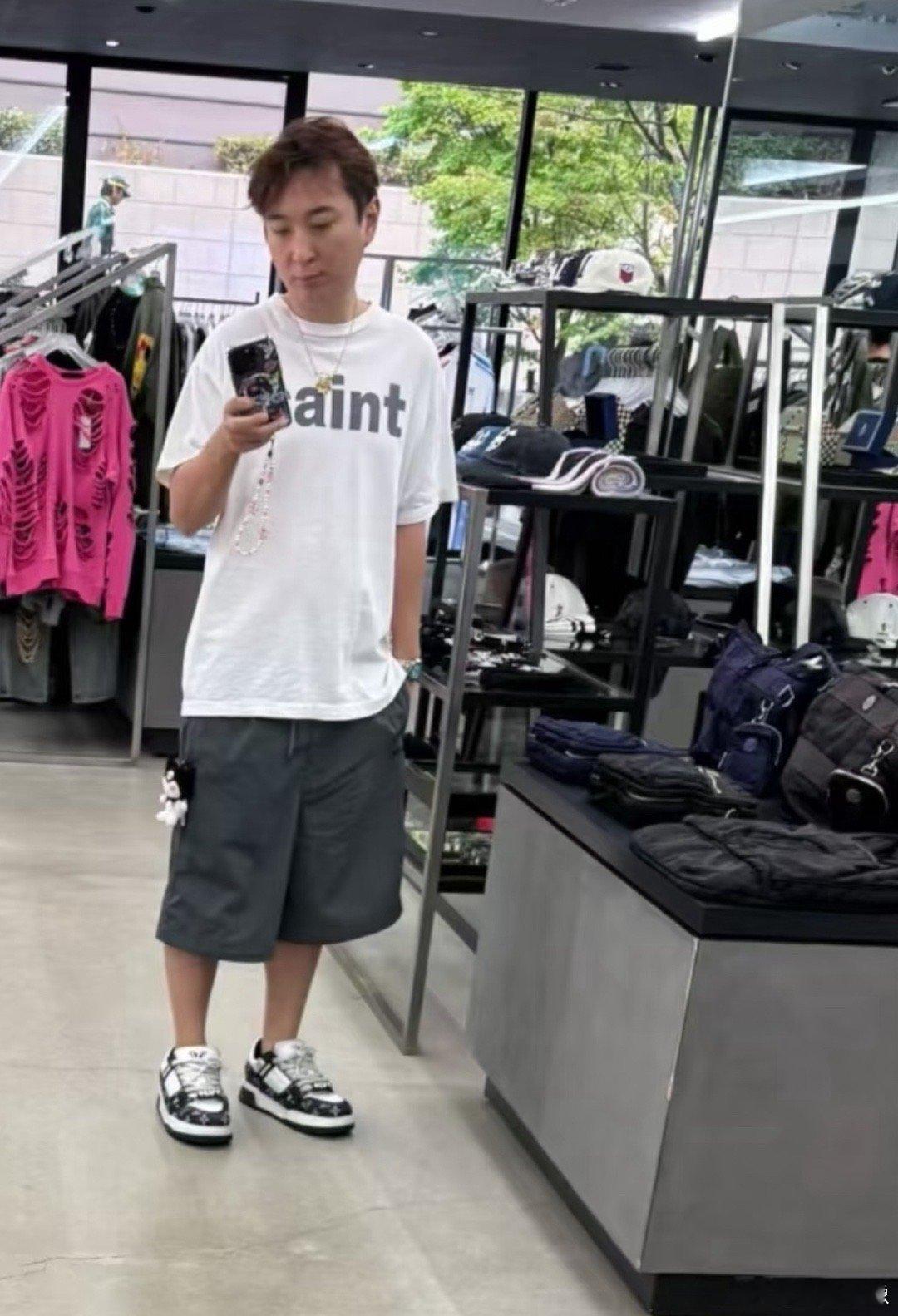 原来气质这一块真的只看脸就够了。。。 ​​​