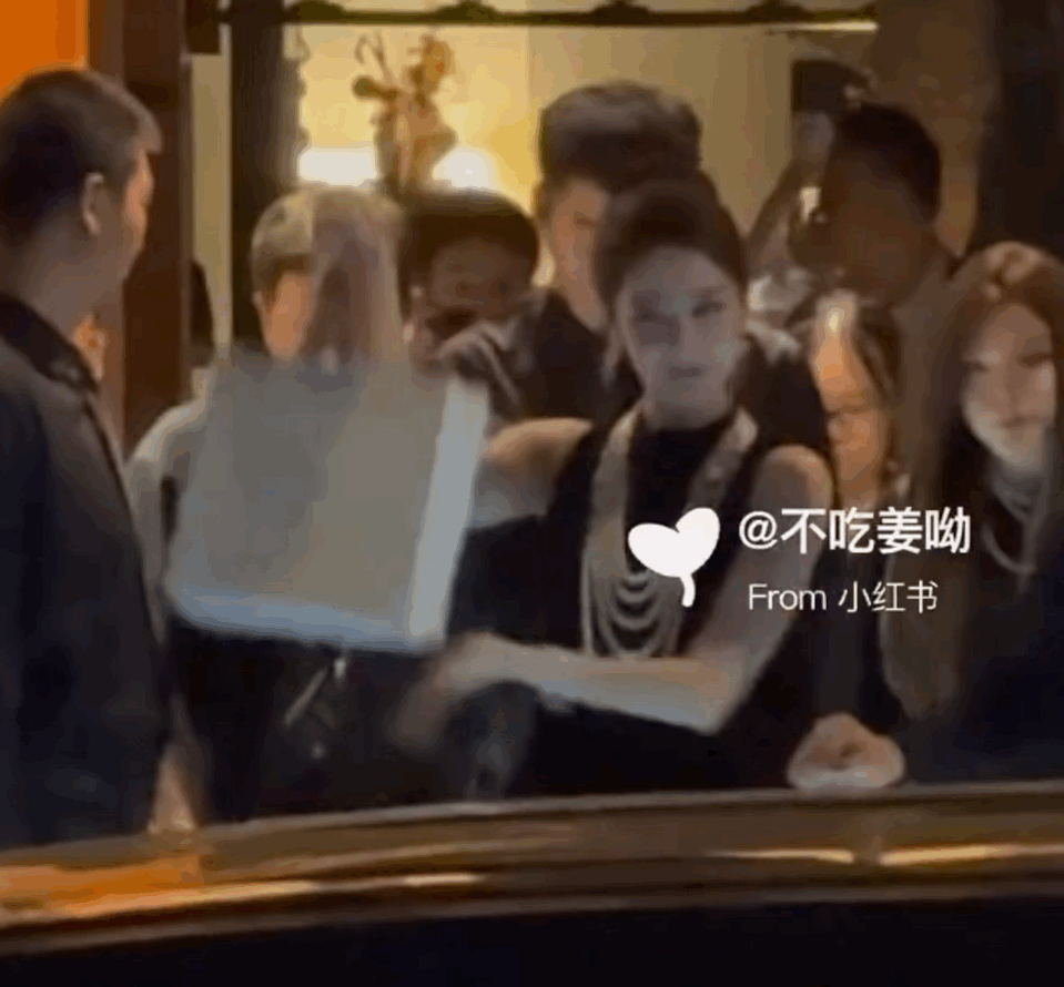 下班儿的臭屁小咪 