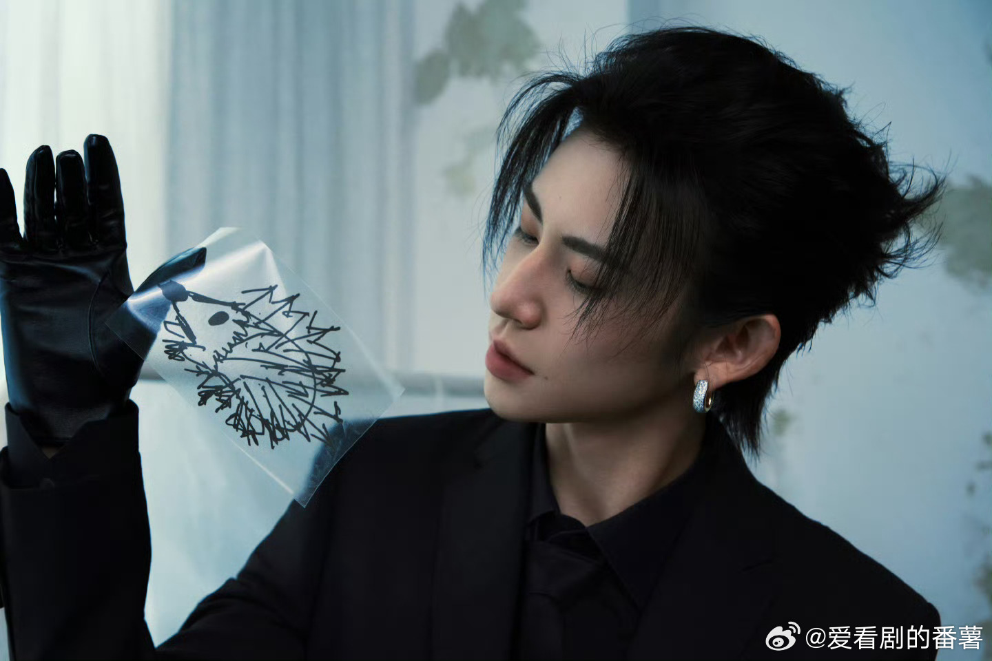 王琳凯这几年没有一天是浪费的新专辑先行曲超圈粉，把痛苦变力量、用温柔治愈人！感觉