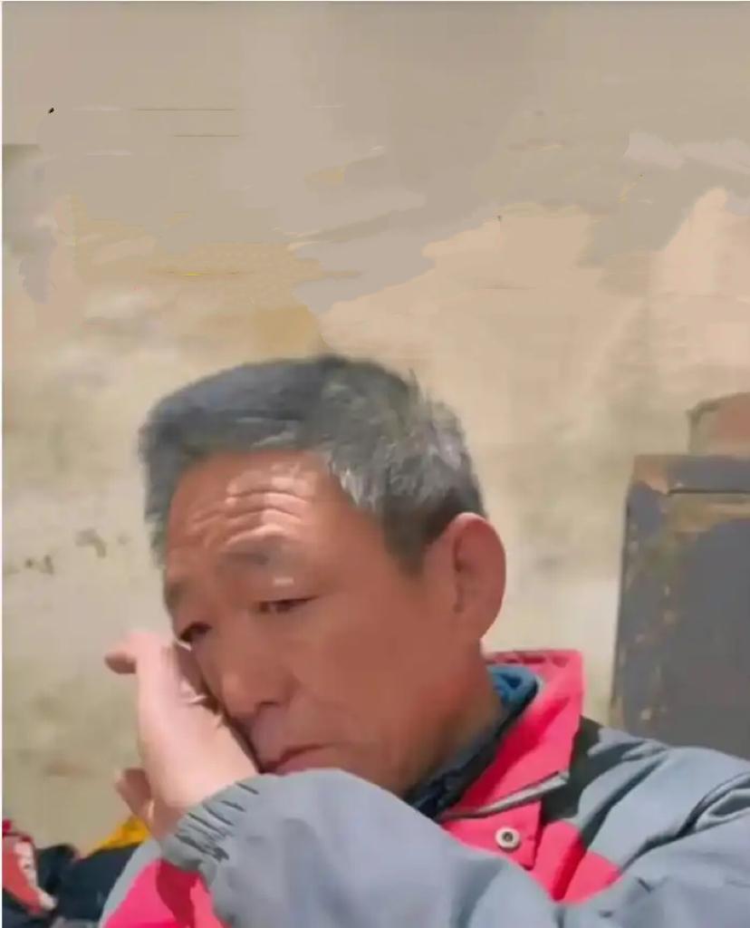 泪目！河北农民重病，弥留之际，他拉着光棍弟弟的手，吃力地说：“我走后，嫂嫂和4个