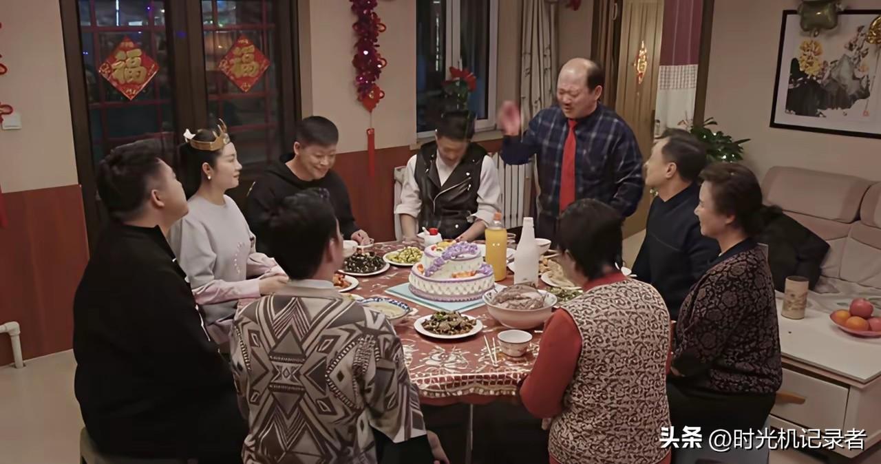 赵本山团队太差事儿了，小蒙竟然没有女性朋友，王小蒙过生日都是男性朋友，谢永强作为