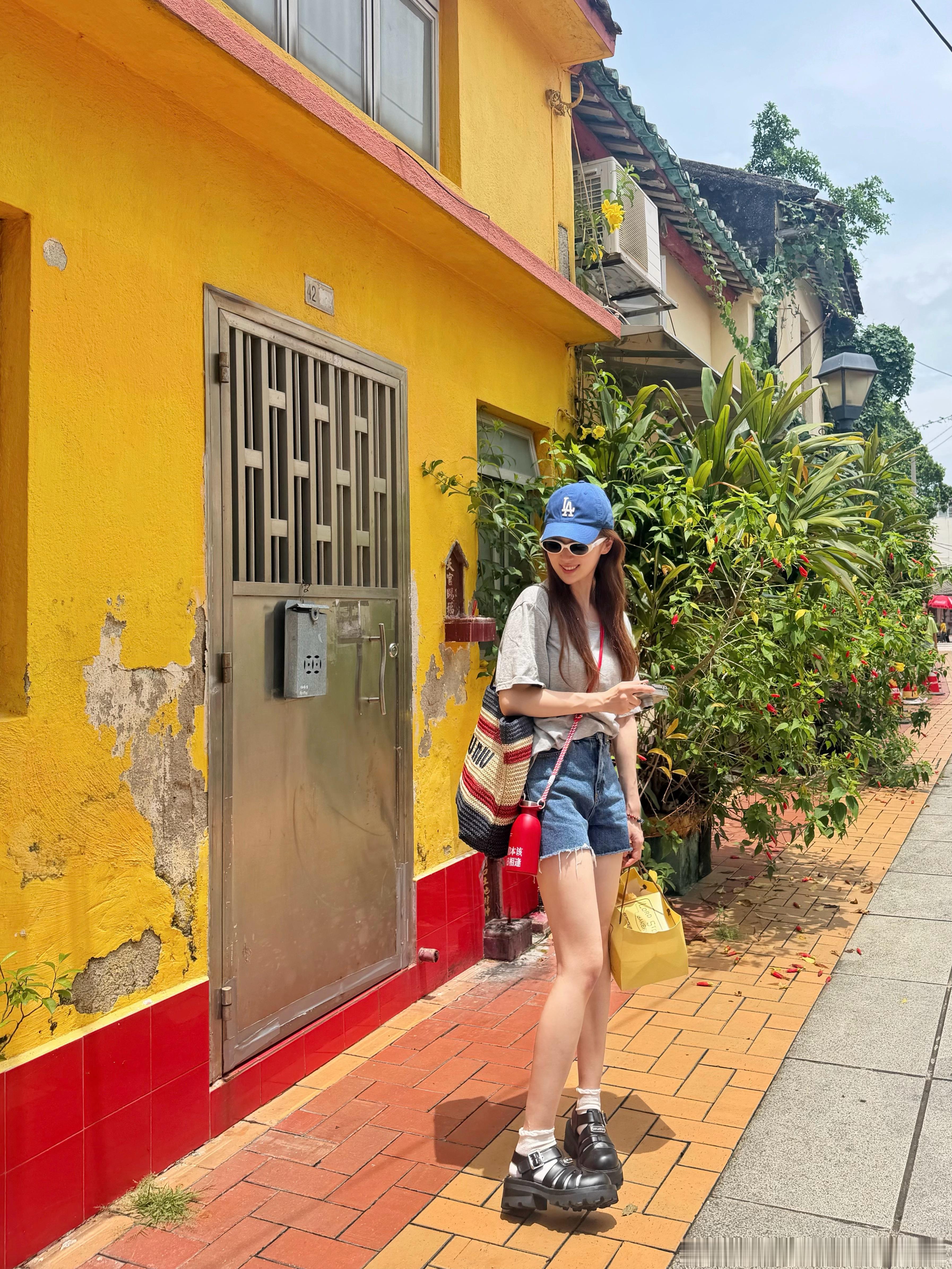掉落澳门的citywwwwalk碎片 ฅʕ•̫͡•ʔ👣快乐就橙