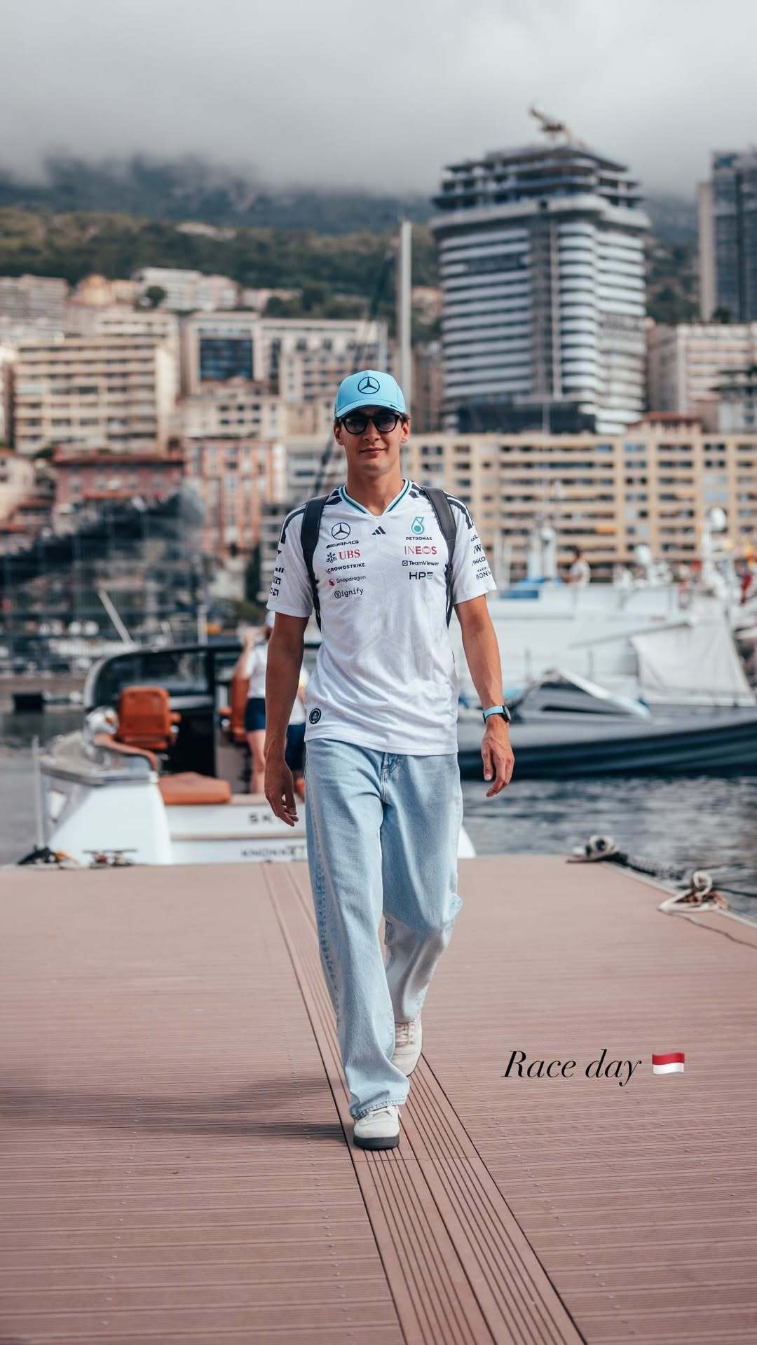 georgerussell63更新快拍一则👇🏻Race day🇲🇨乔治拉