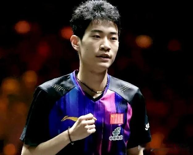乒乓北京大满贯，创造历史的8个人如下

1，陈俊菘（中国🇨🇳）
相比上期，世