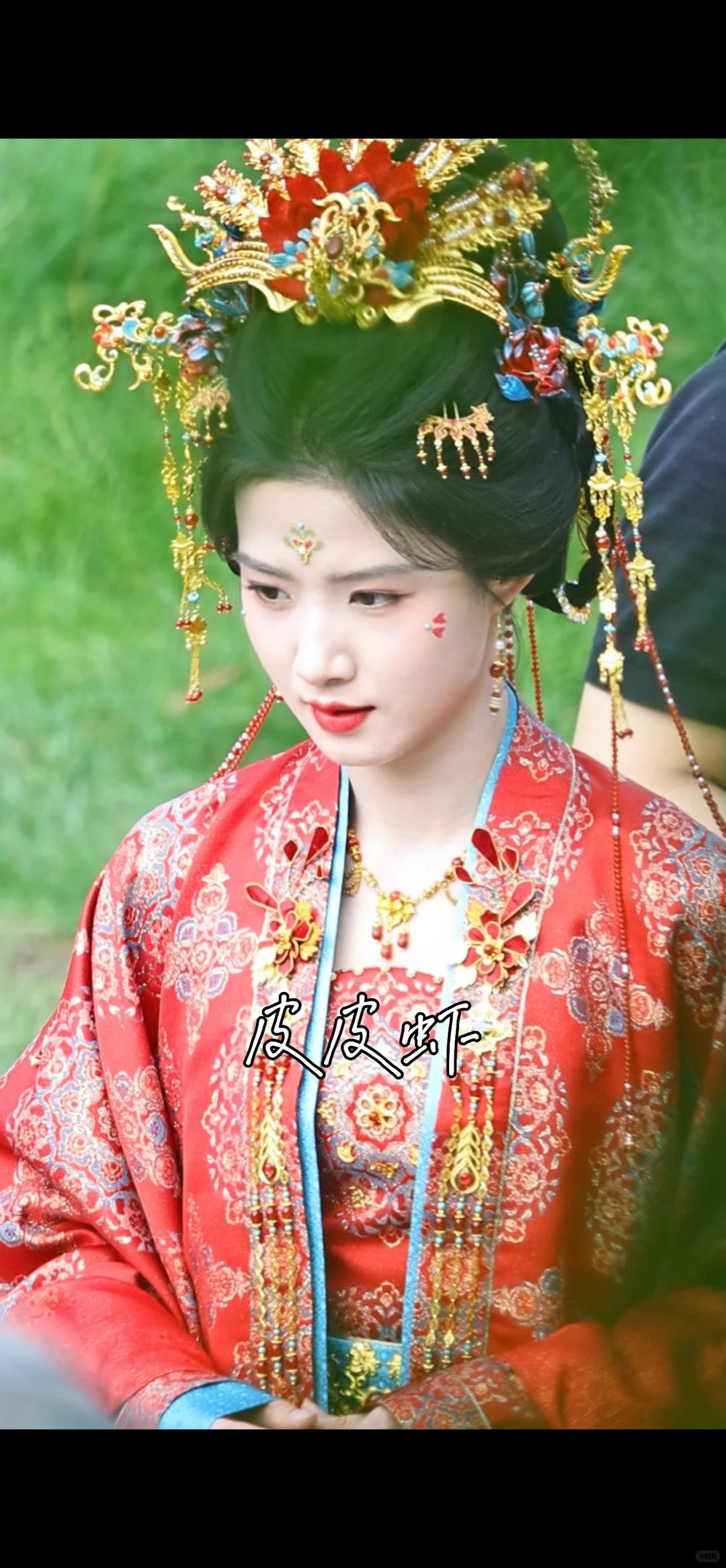 卢昱晓何不同舟渡结三次婚卢昱晓何不同舟渡三婚快乐这个卢昱晓在《何不同舟渡》里专业