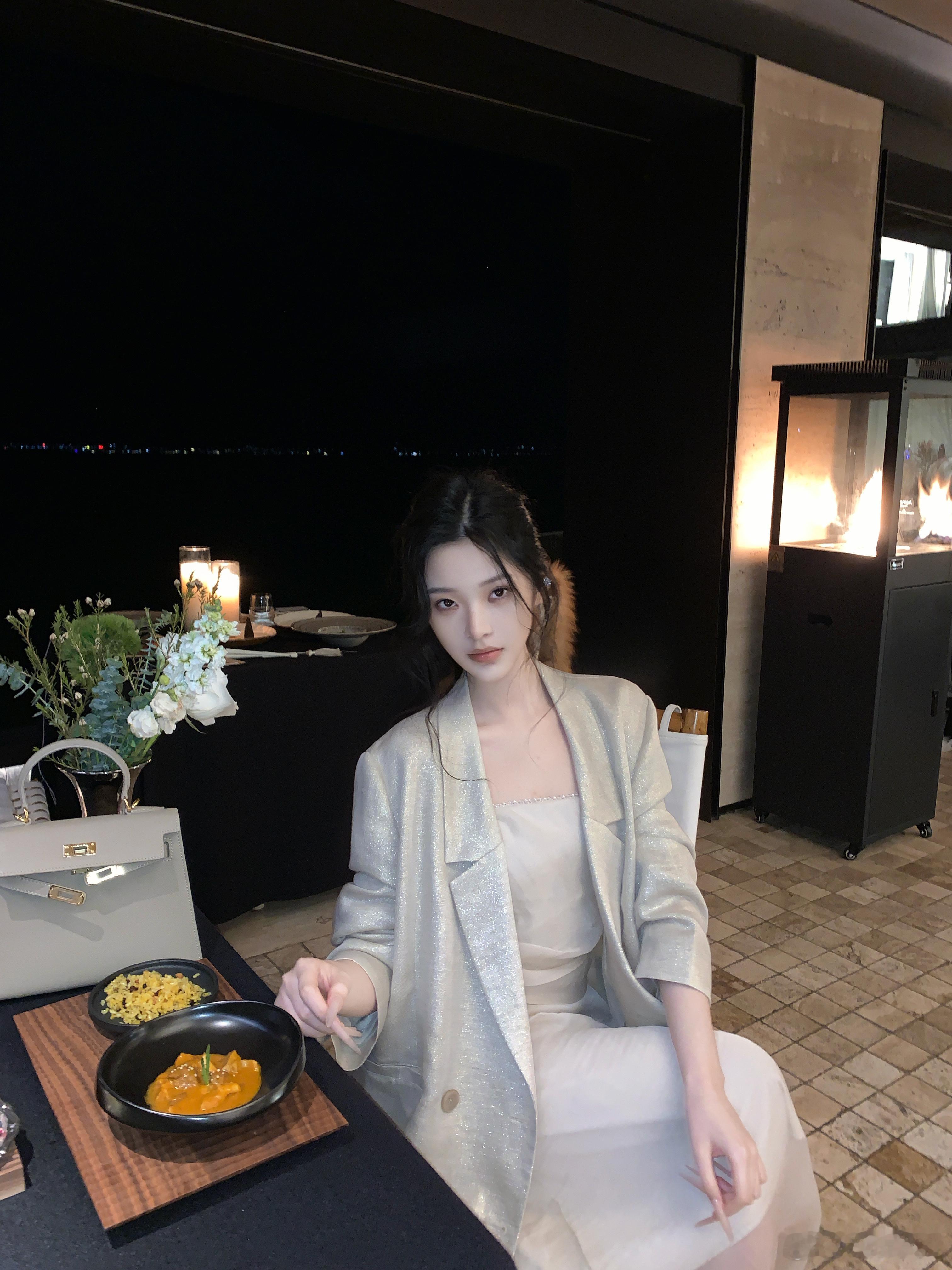 𝑴𝑶𝑺𝑺 𝟒.𝟏𝟓/𝟐𝟎:𝟎𝟎𝒑𝒎【雾里白茶】🤍🤍