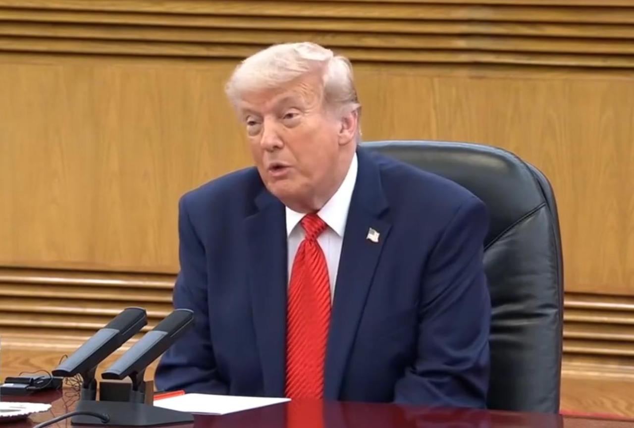 关乎台湾问题，中国对美国摊牌了，当着特朗普面，中方把话说死了

中美，第一时间就