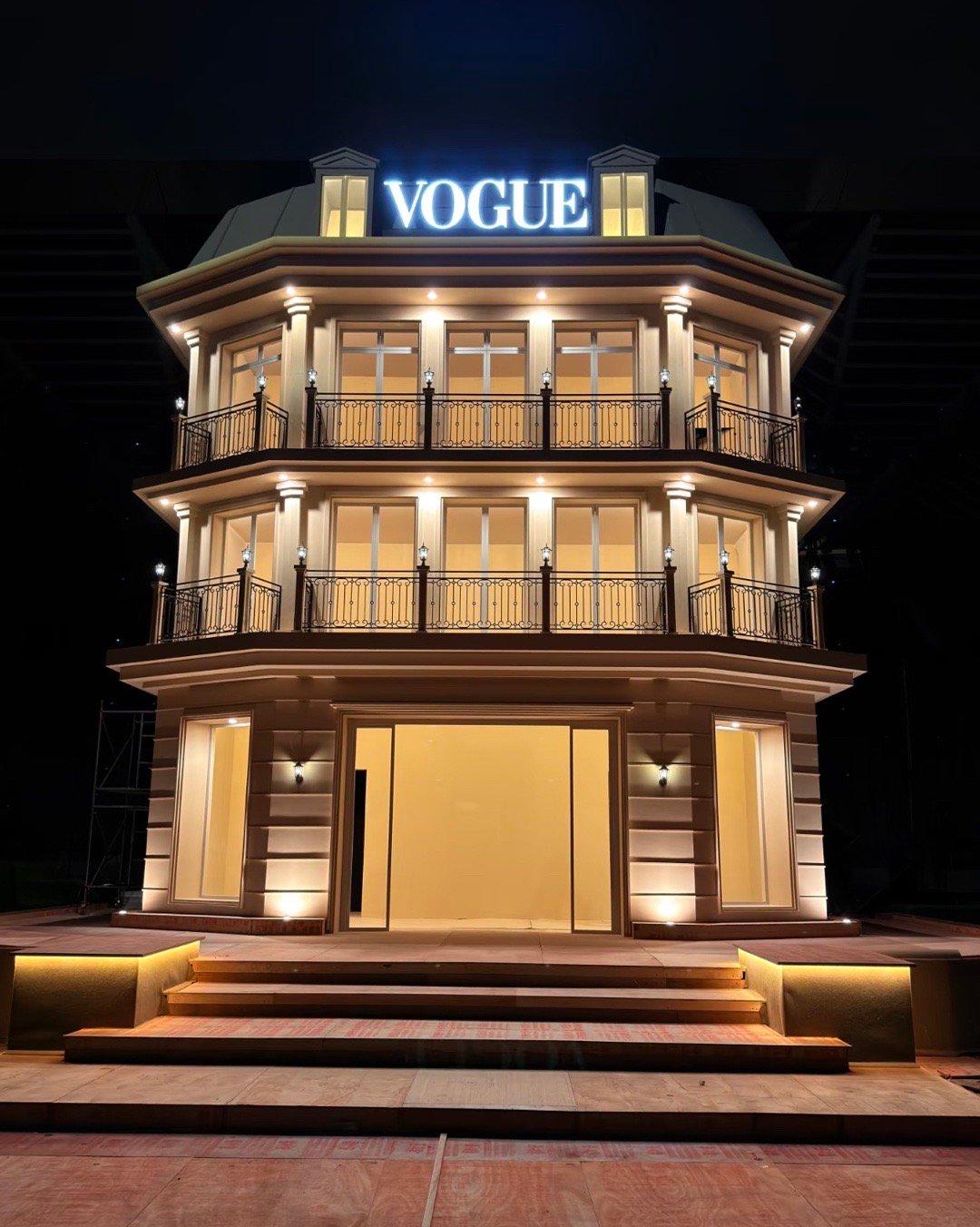 🍉刘冲这次vogue盛典创意太大胆了，明星们可能会昏倒[捂嘴哭] ​​​