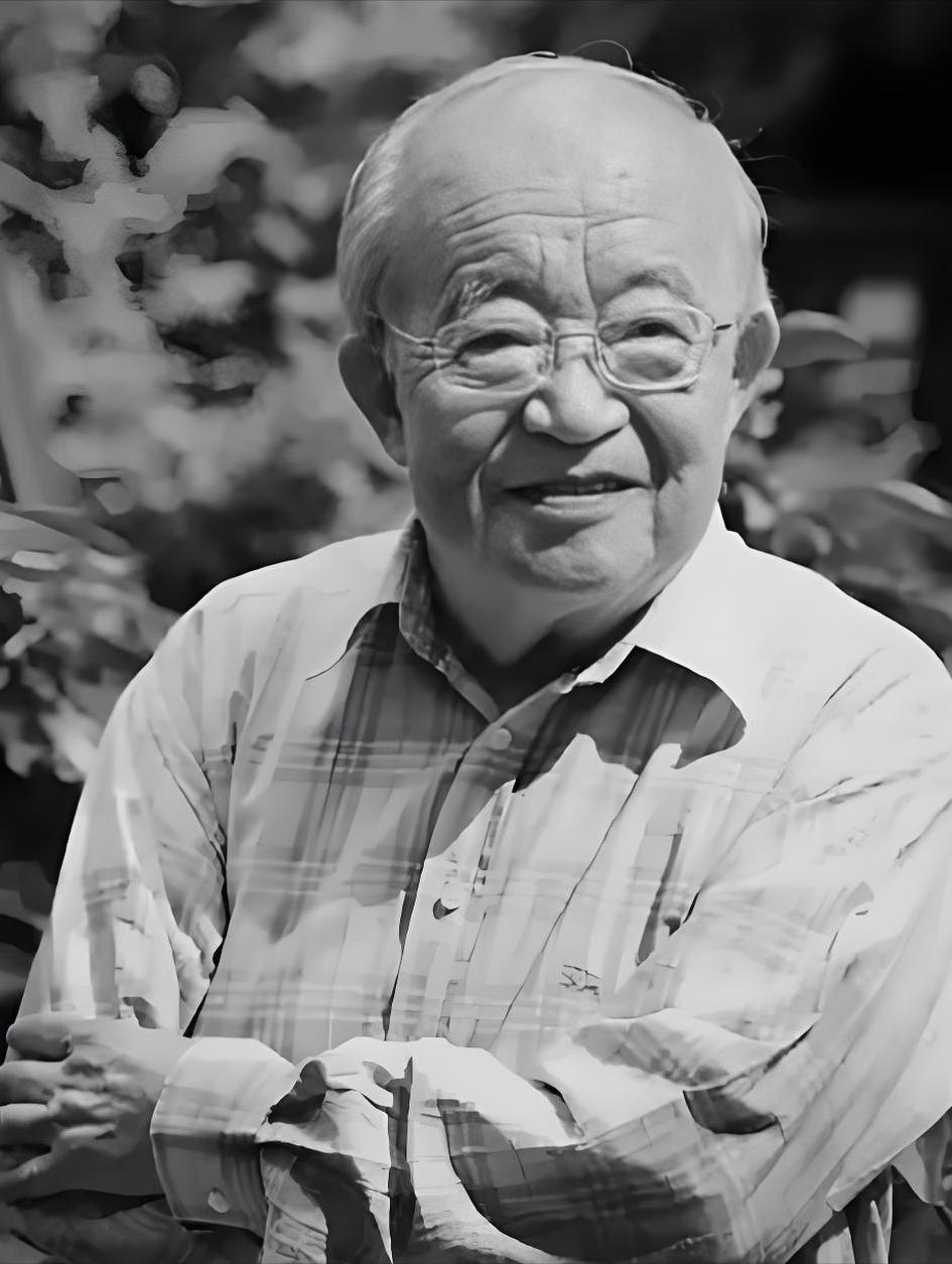 1956年，乔羽写《上甘岭》主题歌半月没动笔，雨后看小孩嬉水后一气呵成，导演非要