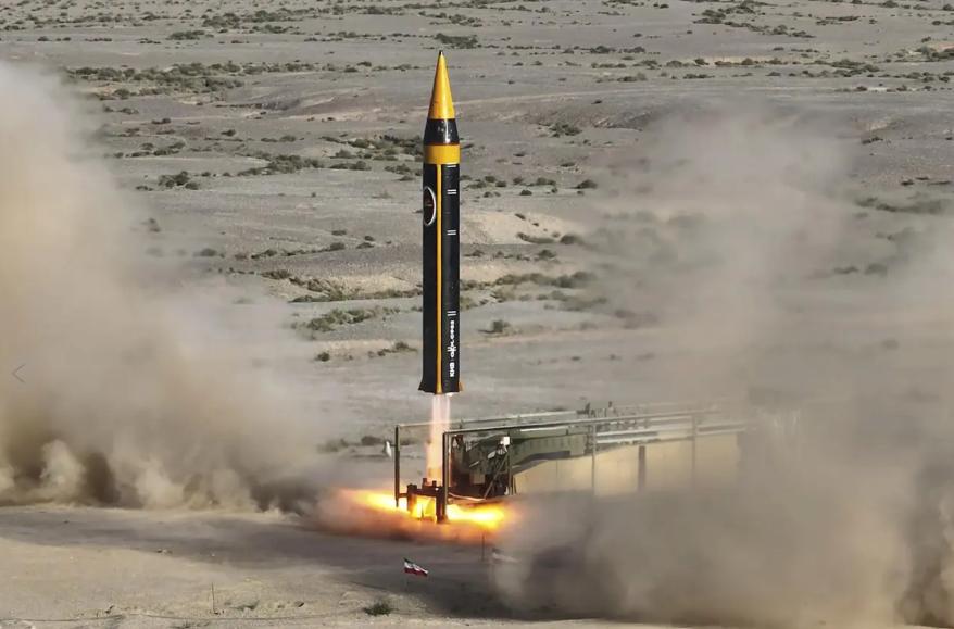 正值美伊对峙升级的敏感节点，俄伊2023年就达成的军贸协议落地，近日，俄罗斯多架