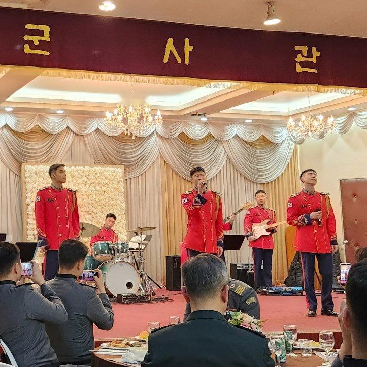 今天一起登台表演的金廷祐 x 郑在玹 x 金有谦 