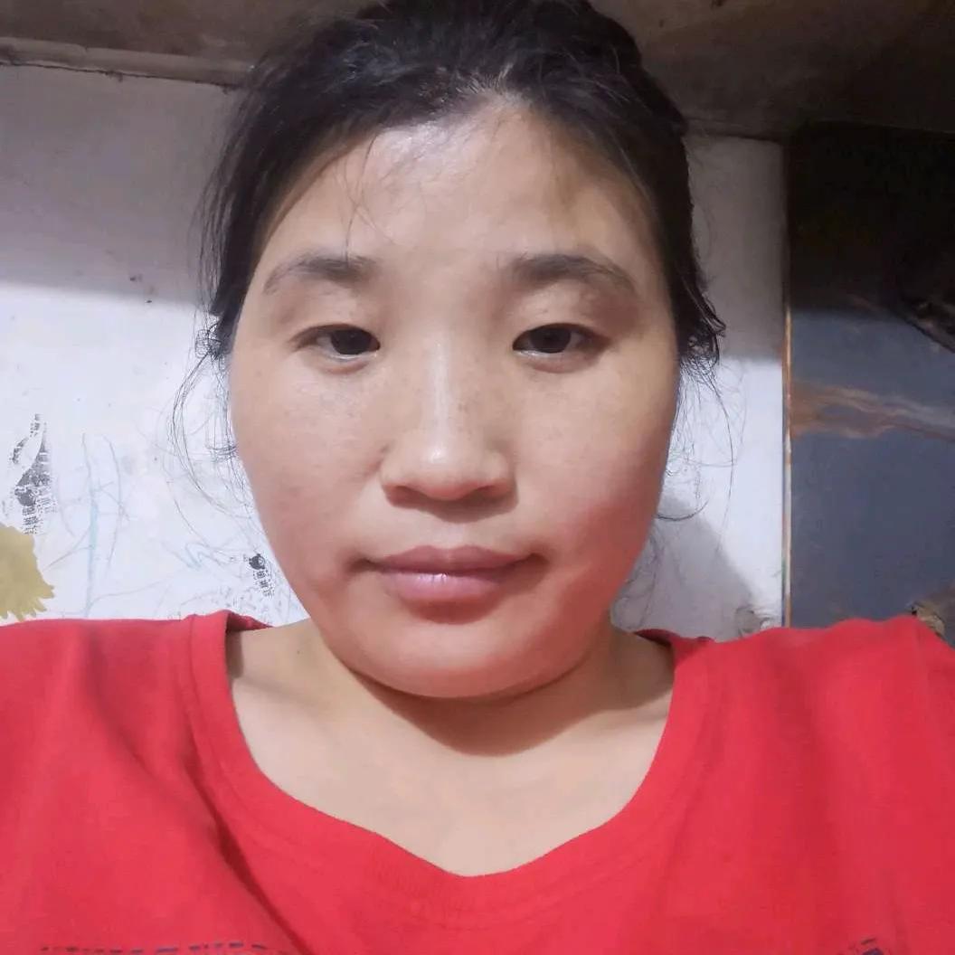 一女子为了自证清白，带着9岁的儿子去做亲子鉴定，因为婆婆和丈夫一直认为儿子不是他