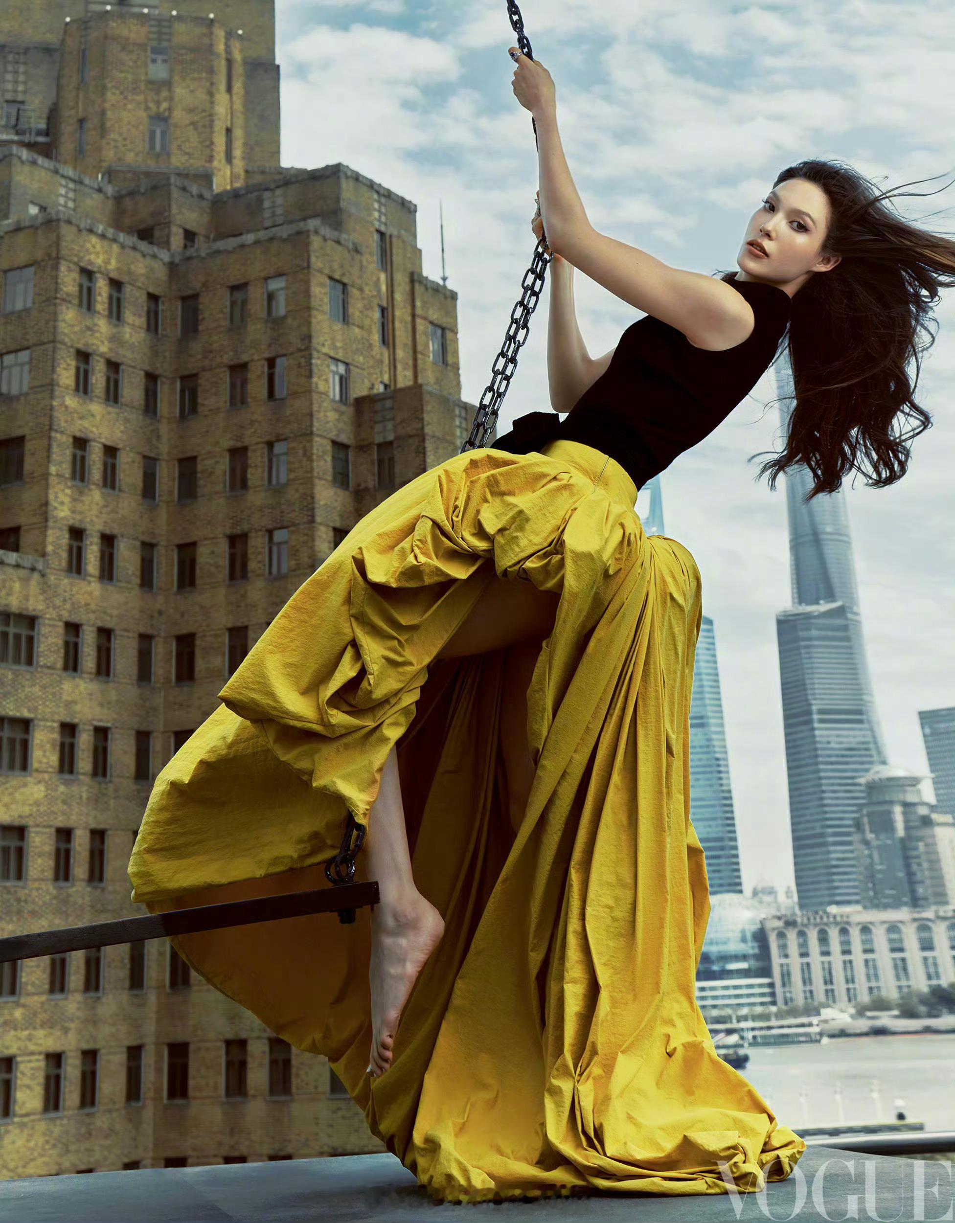 MOK_MorningCall VOGUE 六月刊「相信自己的直觉，知道什么时候