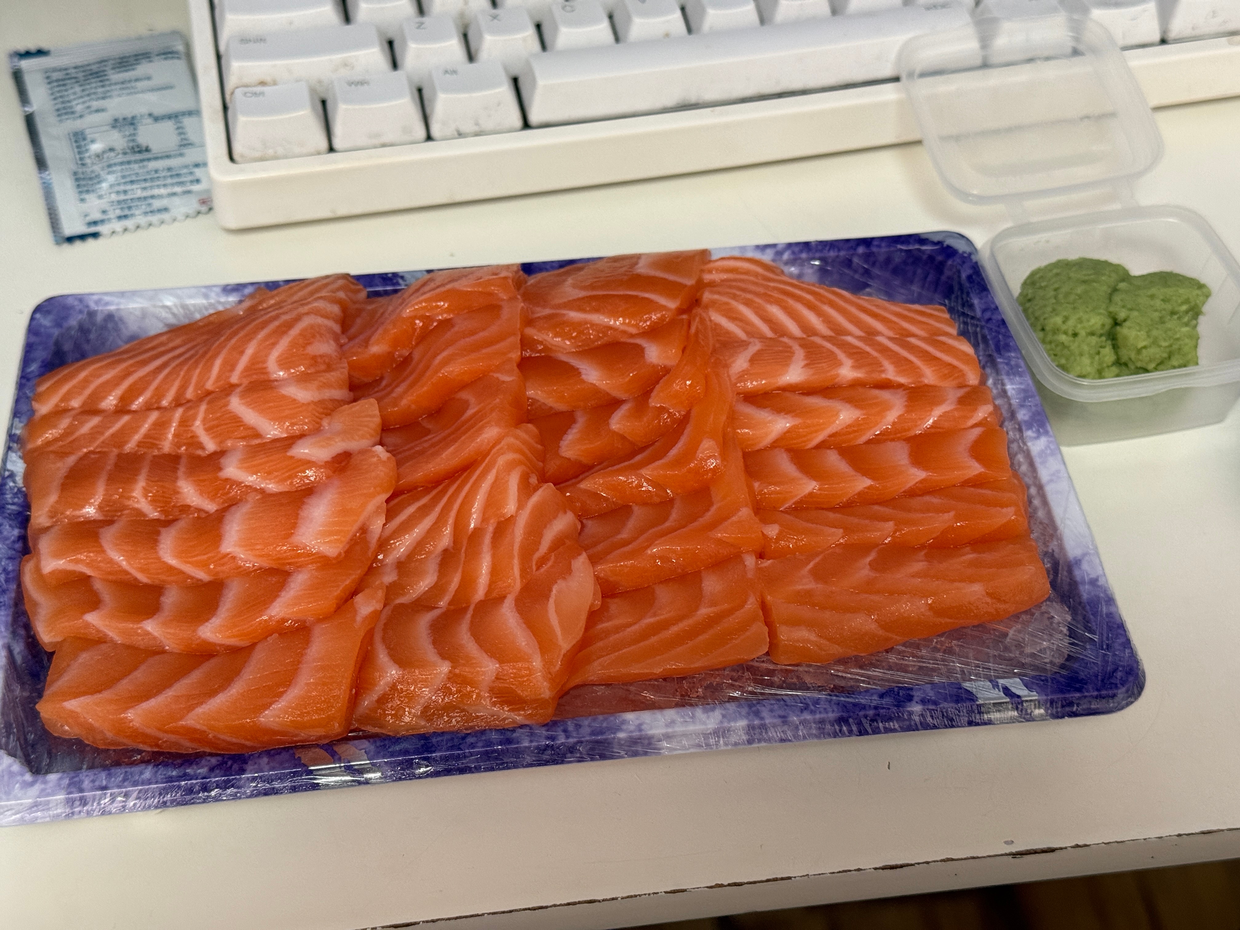 【低碳水第8/10天】今日碳水：一个土豆，一片全麦面包。8天减了这么多，我是不是