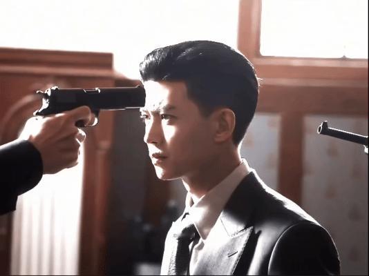 风与潮澳门绮梦版海报 蓝盈莹造型氛围感拉满！小提琴艺术家设定，优雅中藏着故事感～