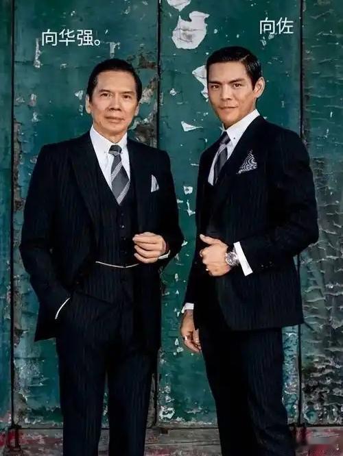 向华强称为捧向佐亏了几个亿 向佐父亲向华强回应曾斥资数亿为向佐量身打造电影。他表