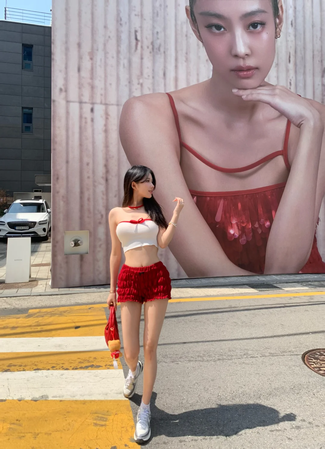 jennie海报合照 避开人群攻略