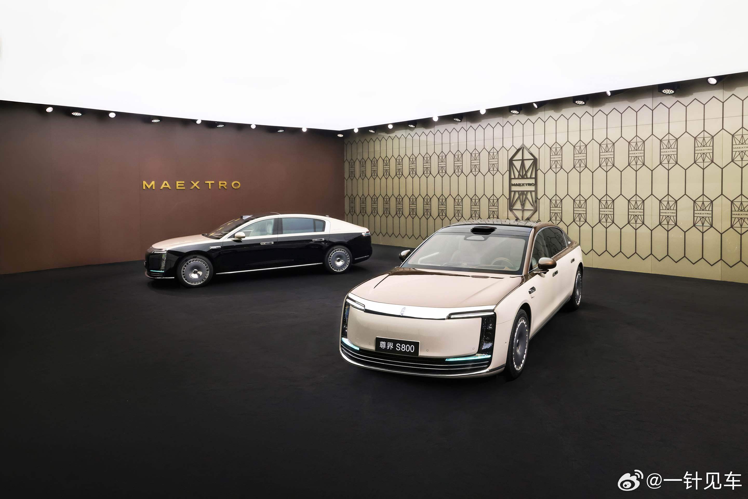 鸿蒙智行技术焕新发布会发布会即将于两点半开始，这次会不会还有惊喜？华为发布会