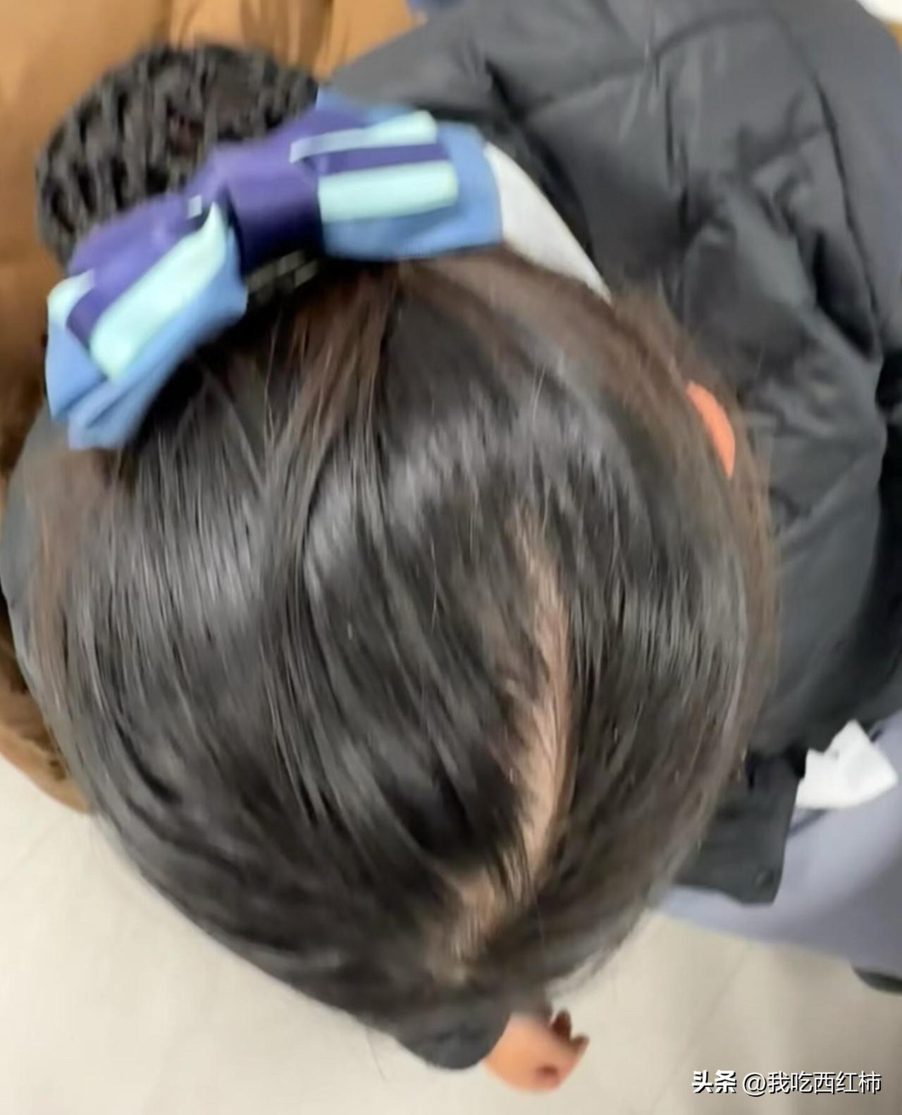 真的坚持不下去了，好崩溃好痛苦
占用我的休息时间，开会，搞活动，加班，侵犯我的隐